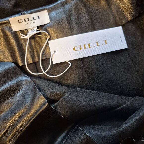 Box pleated Faux Leather Skirt - Picture 3 of 3